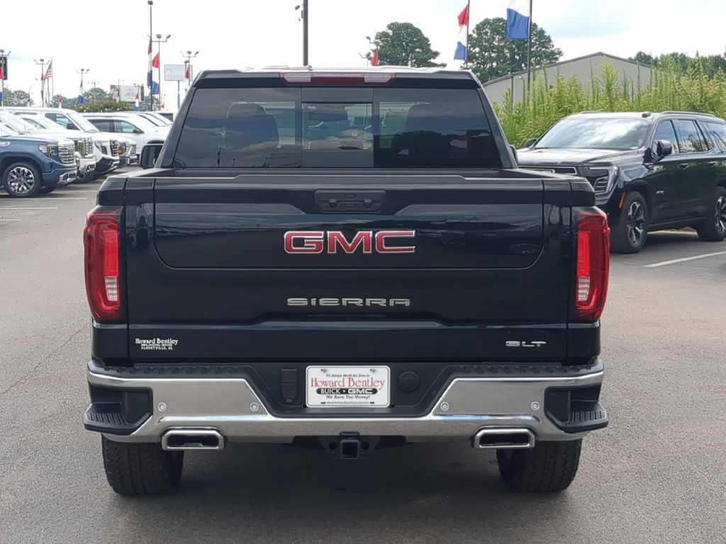 New 2026 GMC Sierra 1500 SLT Truck — photo 4 of 4