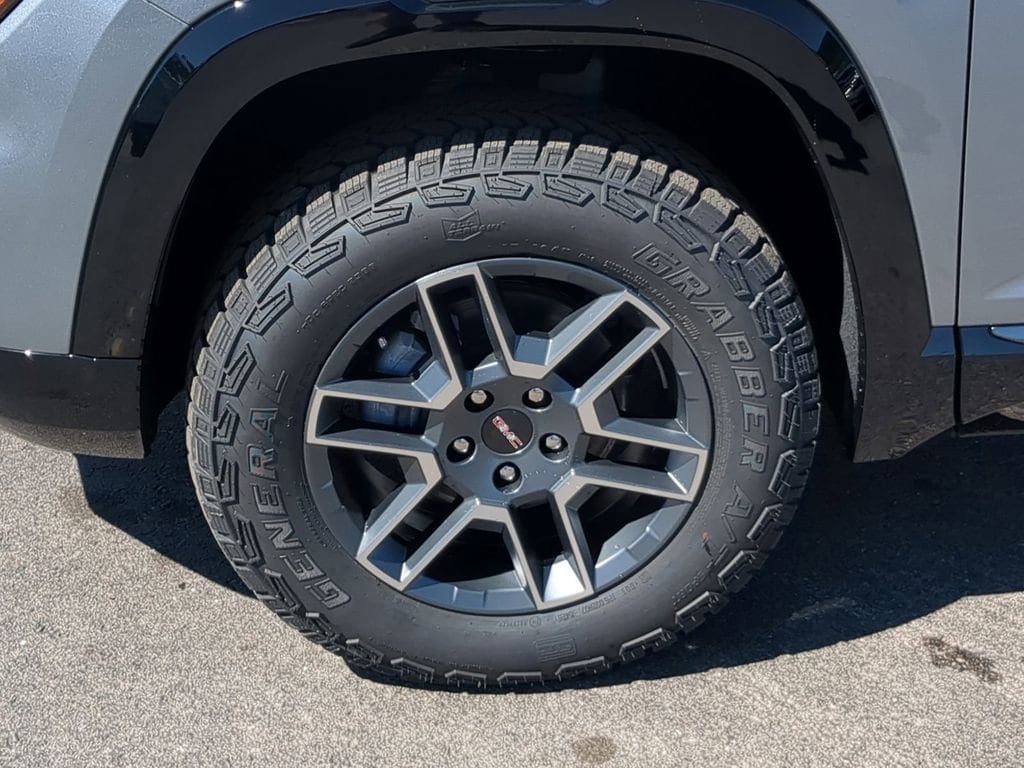2026 GMC Terrain AT4 - Photo 32