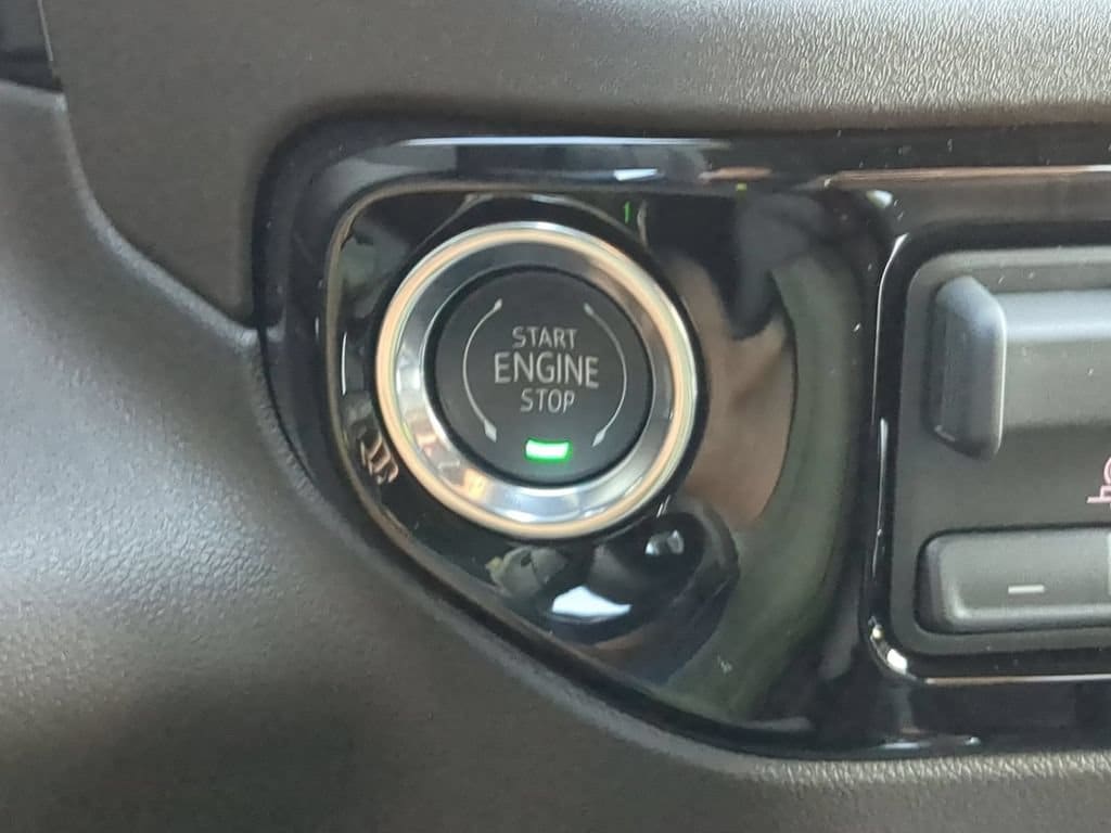 2026 GMC Sierra 1500 SLT - Photo 16