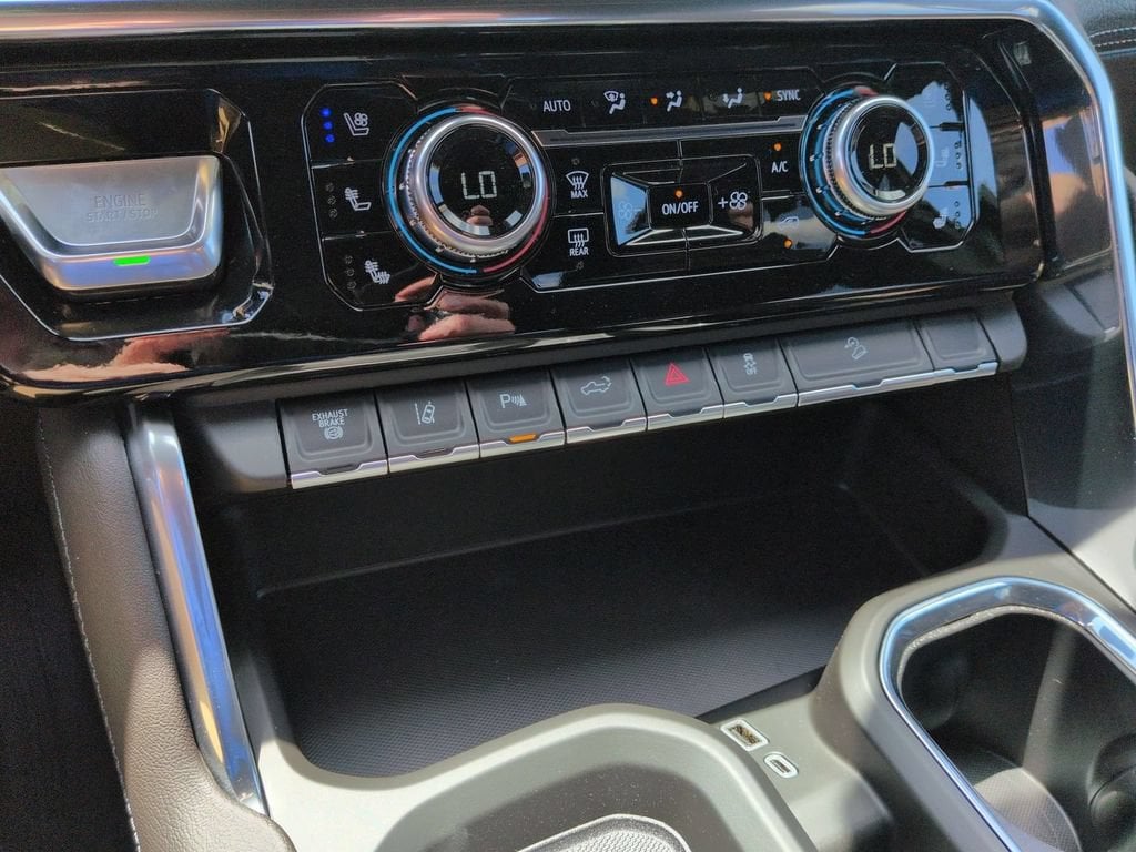 2026 GMC Sierra 2500HD Denali - Photo 10