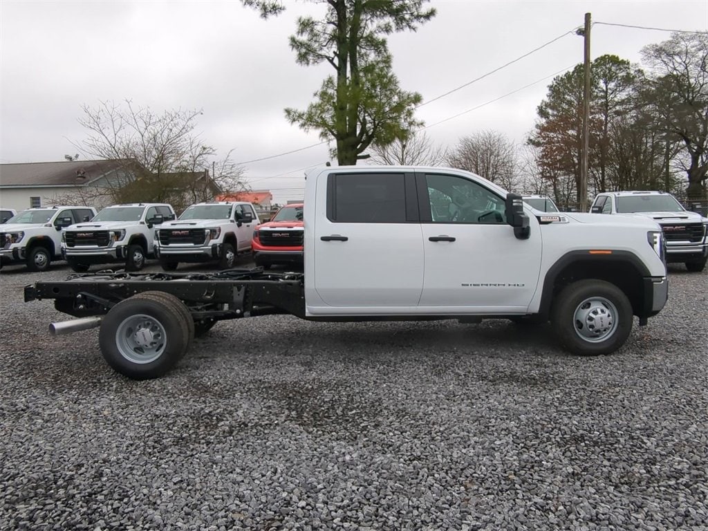New 2026 GMC Sierra 3500 HD Chassis Cab Pro Truck