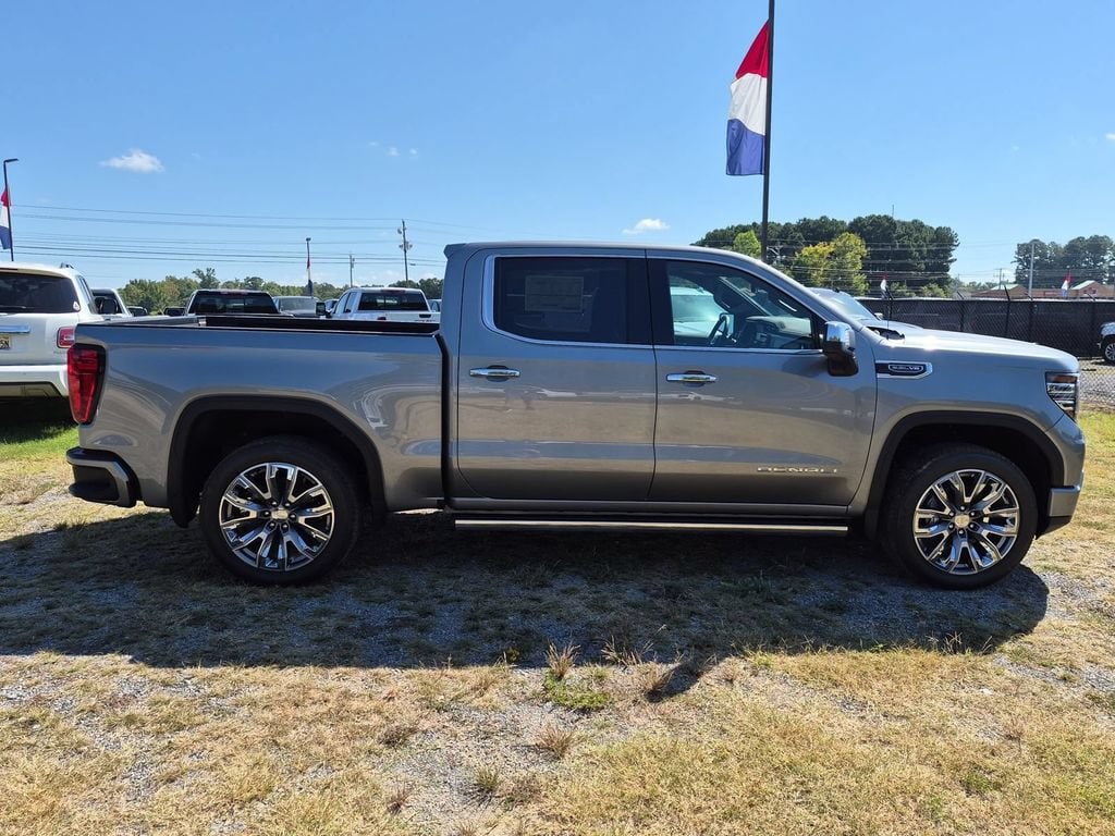 New 2026 GMC Sierra 1500 Denali Truck — photo 2 of 4