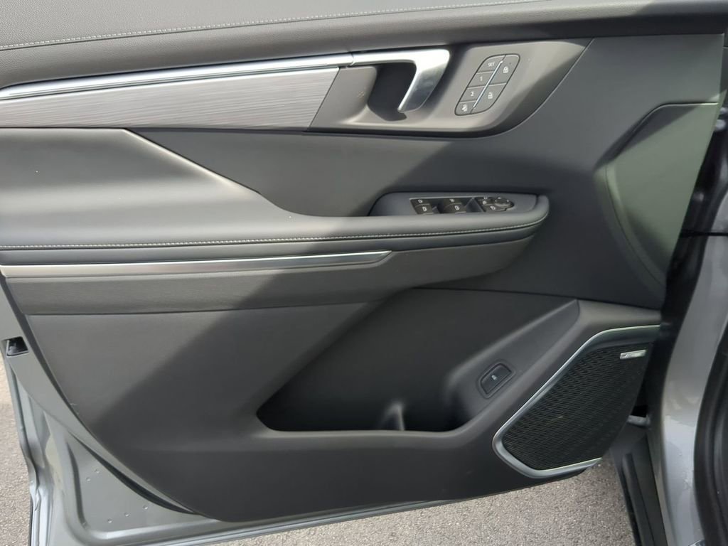 2026 Buick Enclave Preferred - Photo 22