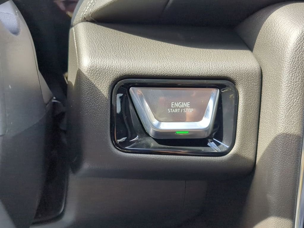 2026 GMC Yukon XL Denali - Photo 16