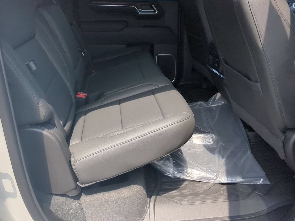 2026 GMC Sierra 1500 SLT - Photo 26
