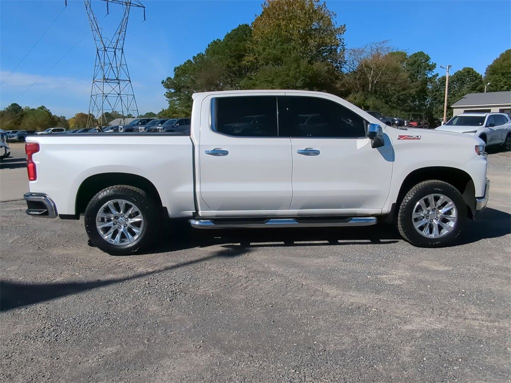 2021 Chevrolet Silverado 1500 LTZ photo 2