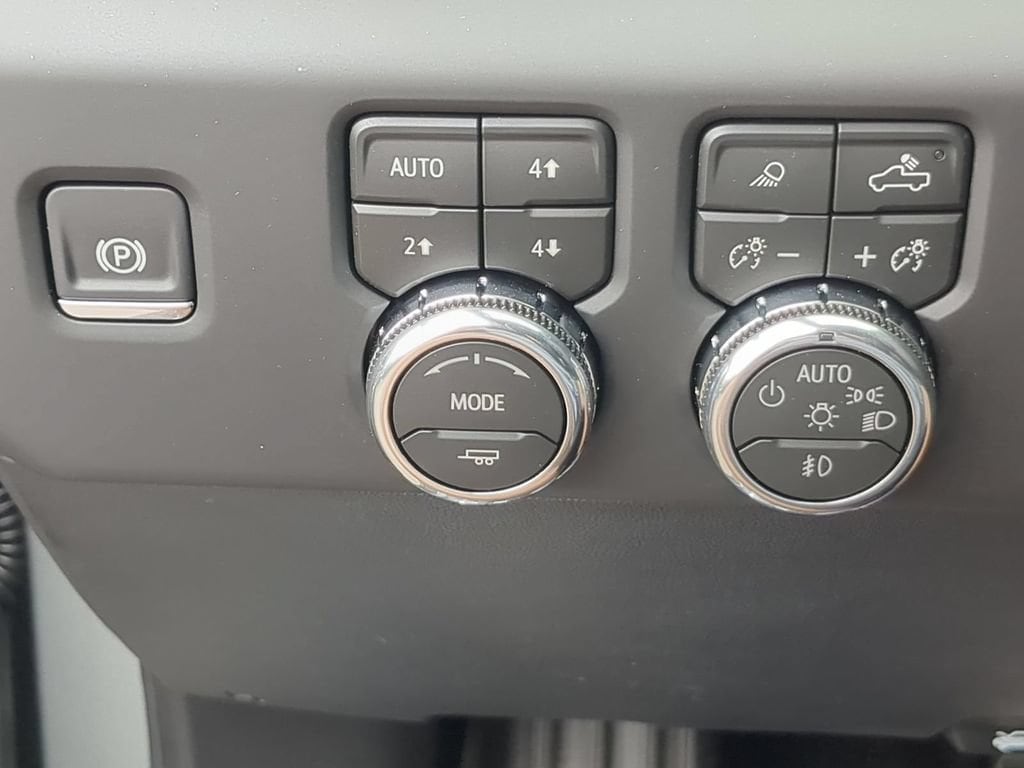 2026 GMC Sierra 1500 AT4 - Photo 17