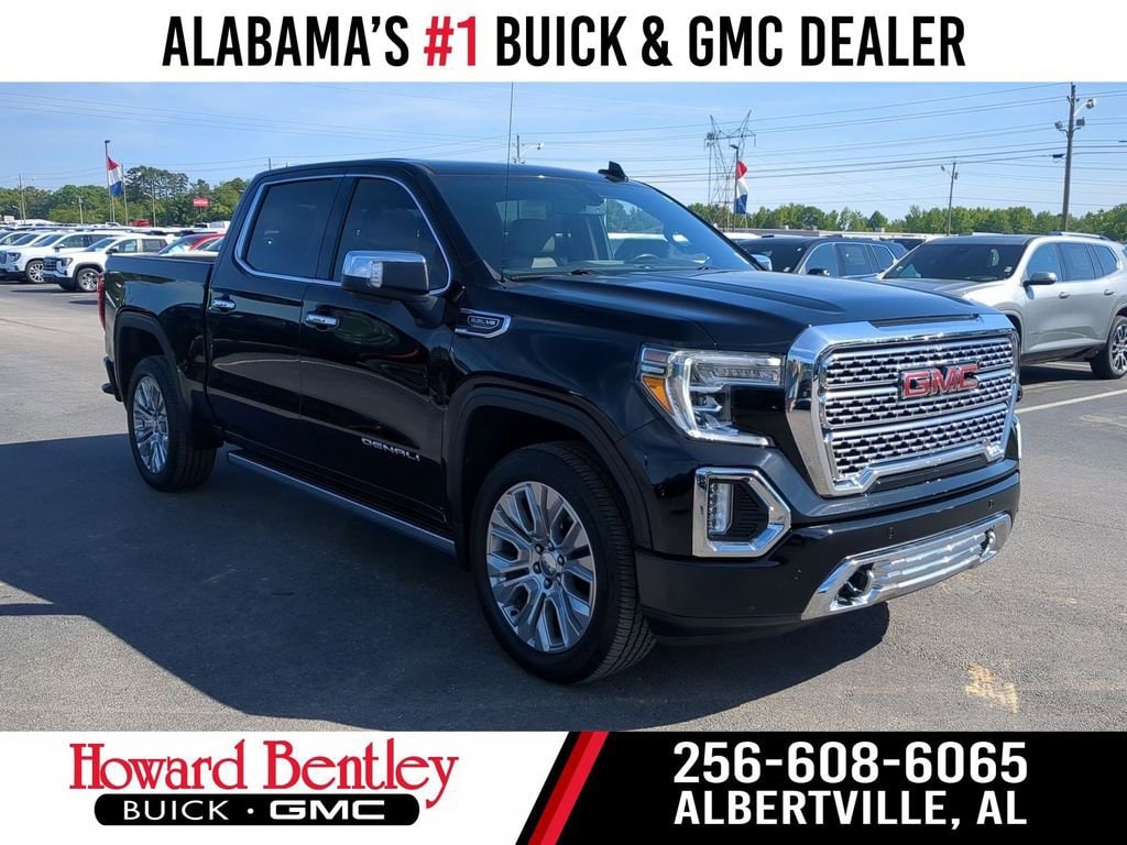 2022 GMC Sierra 4WD Crew Cab Short Box Denali's photo