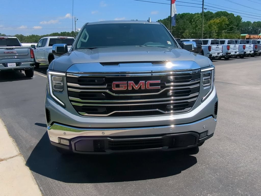 2026 GMC Sierra 1500 SLT - Photo 8