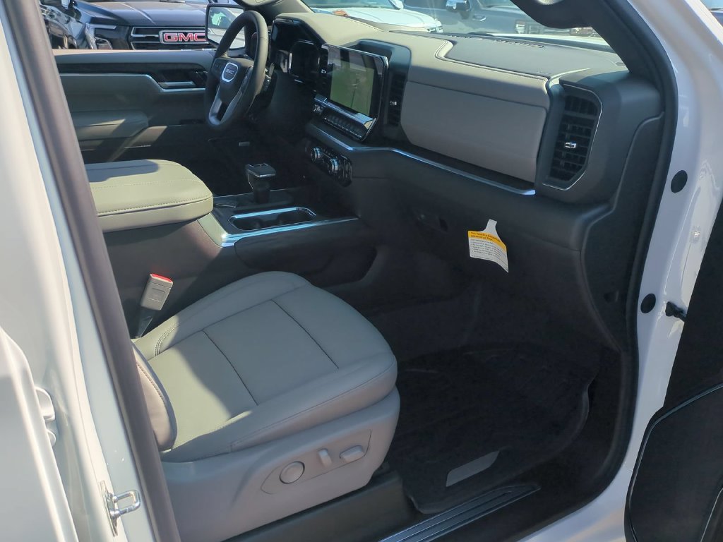 2026 GMC Sierra 1500 SLT - Photo 29