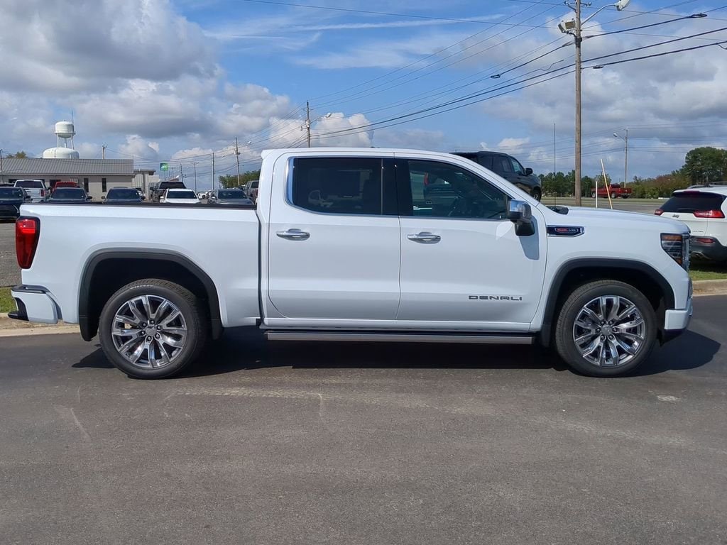 2026 GMC Sierra 1500 Denali - Photo 2