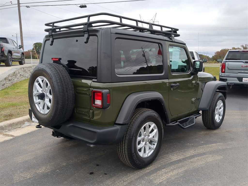 2023 Jeep Wrangler Sport S photo 3