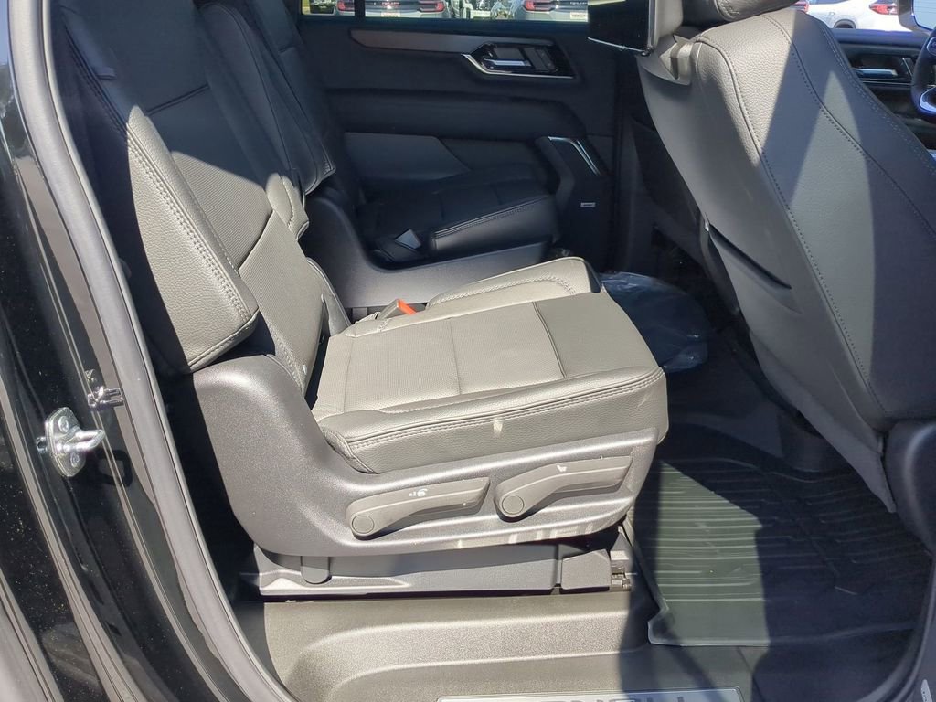 2026 GMC Yukon XL Denali - Photo 27