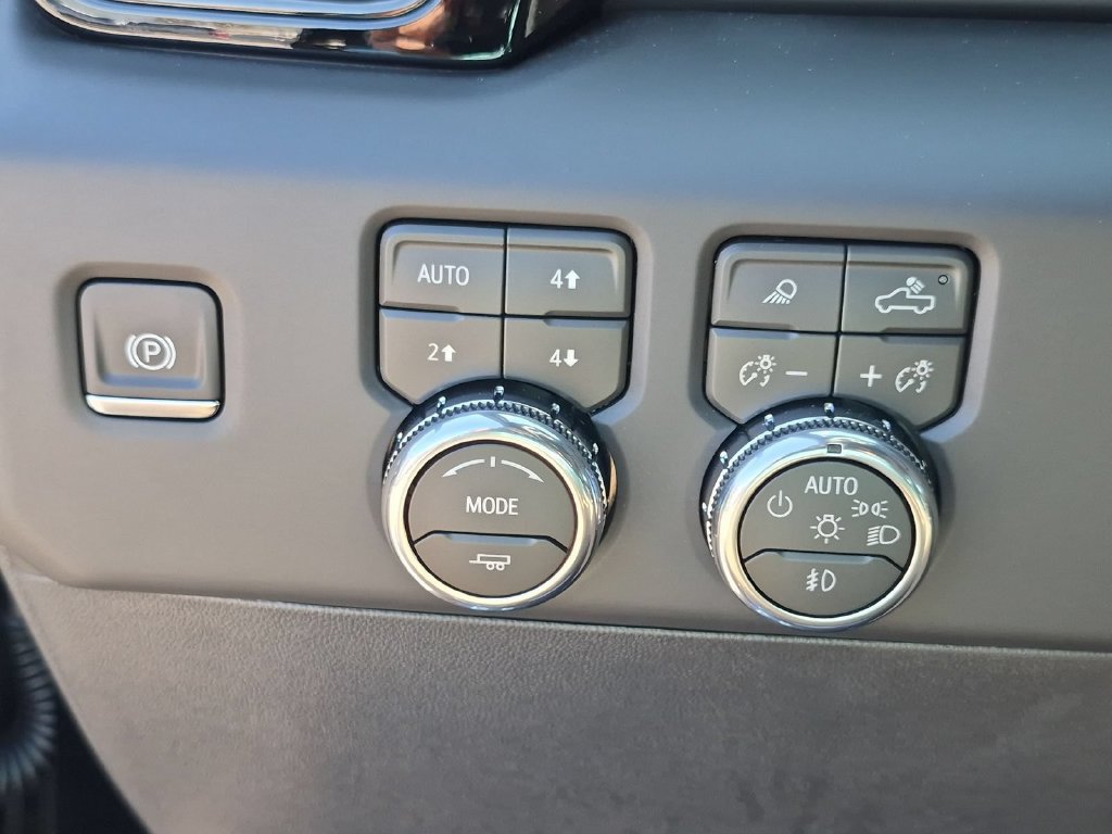 2026 GMC Sierra 1500 AT4 - Photo 17