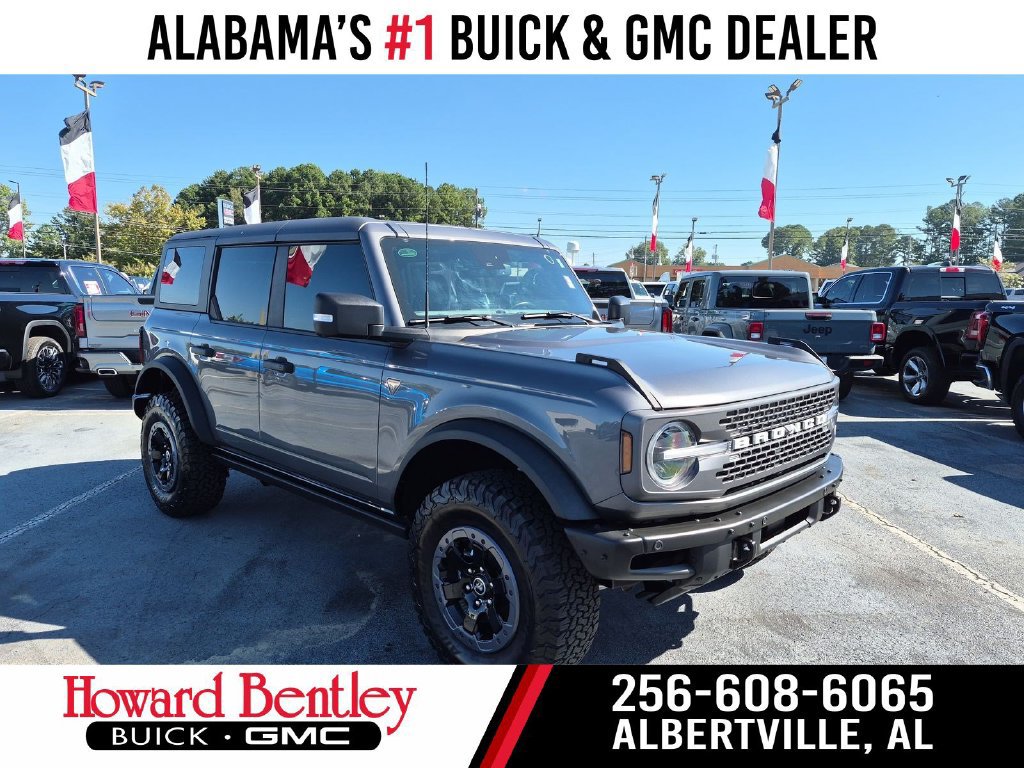 Used 2023 Ford Bronco Badlands SUV — photo 1 of 4