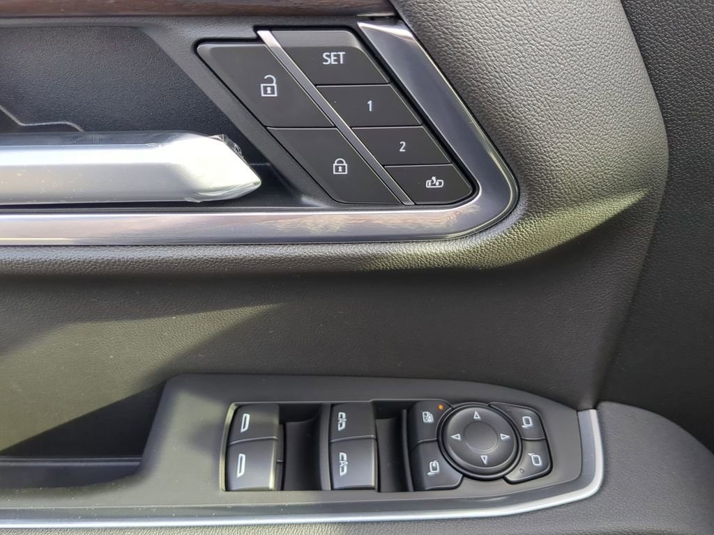 2026 GMC Sierra 1500 SLT - Photo 23