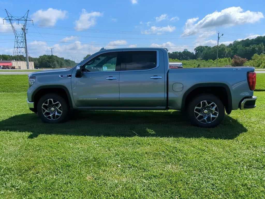 2026 GMC Sierra 1500 SLT - Photo 6