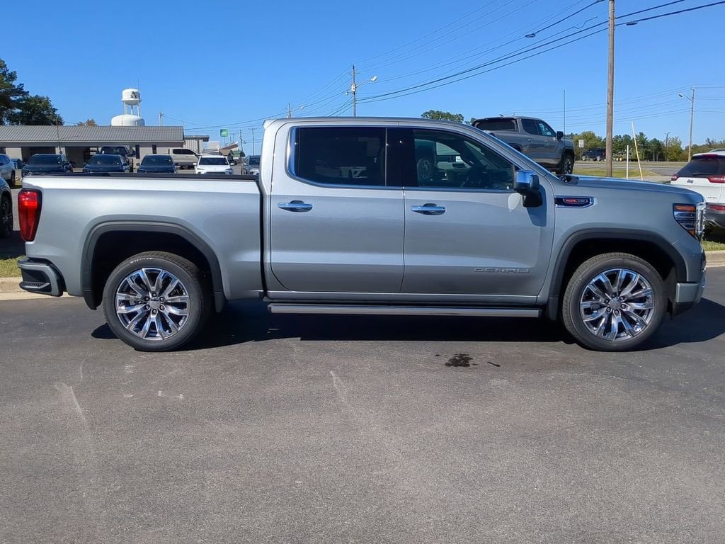 2026 GMC Sierra 1500 Denali - Photo 2