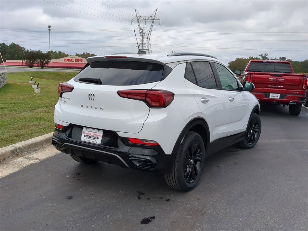 2026 Buick Encore GX Sport Touring photo 2
