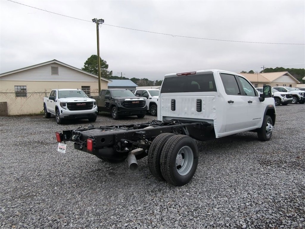 New 2026 GMC Sierra 3500 HD Chassis Cab Pro Truck