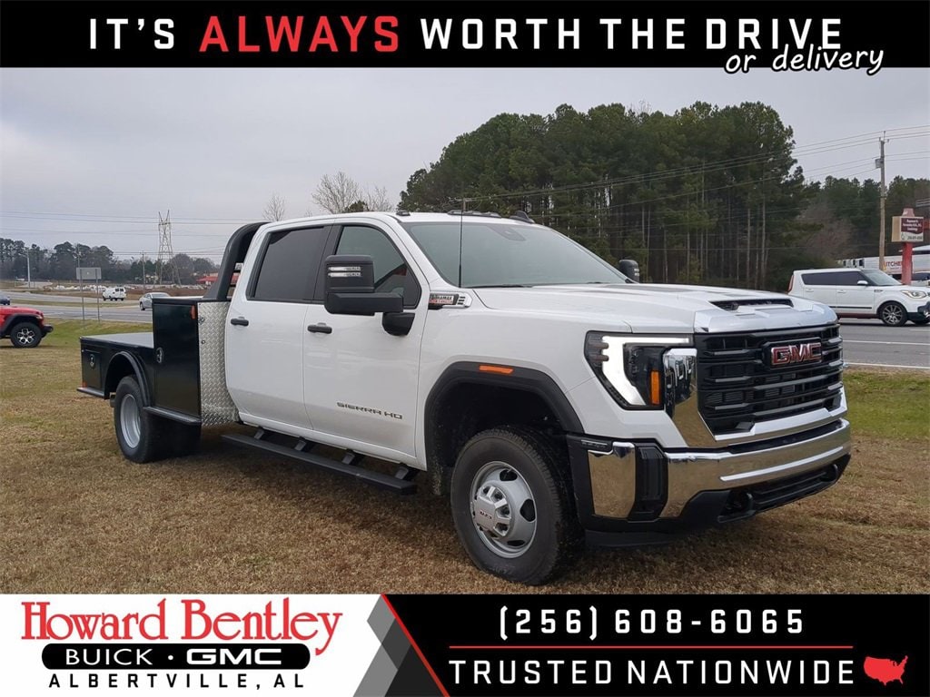 2026 GMC Sierra 3500 Chassis Cab Pro's photo