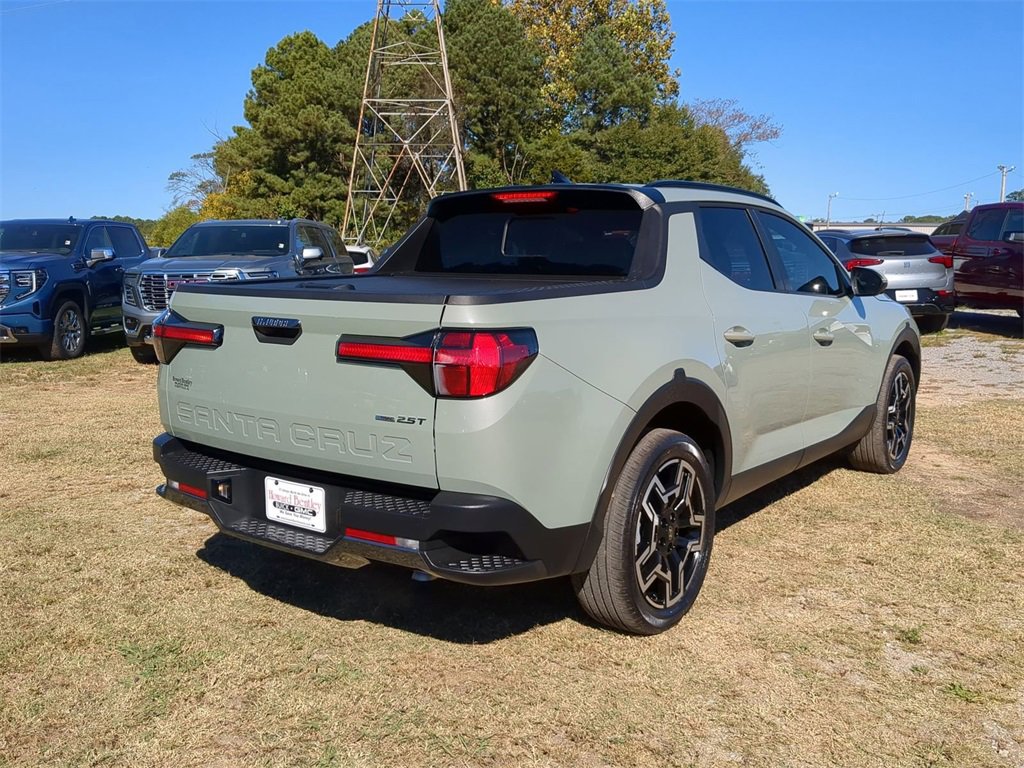 2025 Hyundai Santa Cruz Limited photo 2