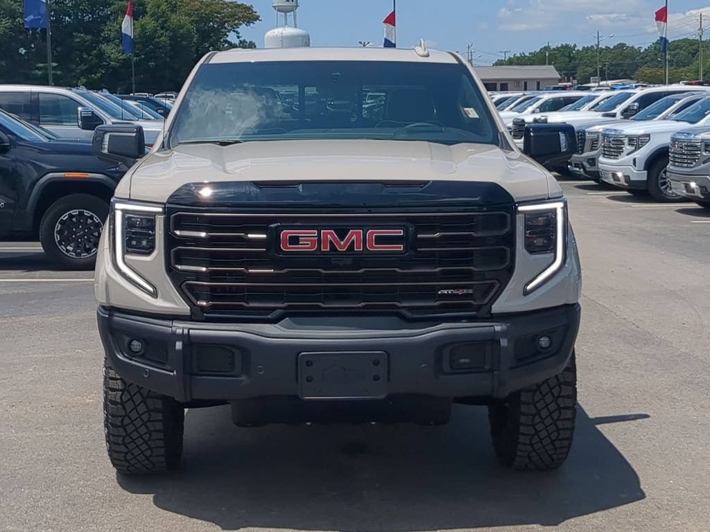 2026 GMC Sierra 1500 AT4X - Photo 8