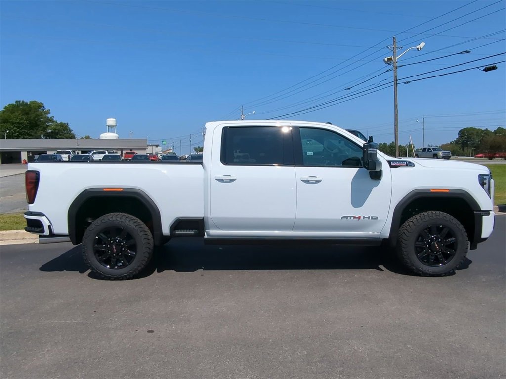 2025 Gmc Sierra 2500 HD AT4 photo 2
