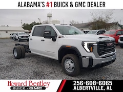 2026 GMC Sierra 3500 HD Chassis Cab Pro Truck