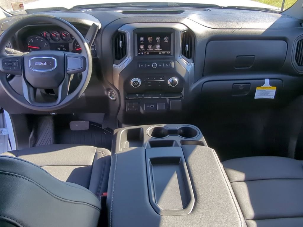 2026 GMC Sierra 3500 Chassis Cab Pro - Photo 18