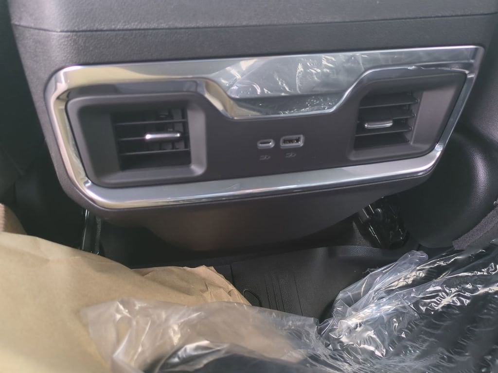 2026 GMC Sierra 3500HD SLE - Photo 19
