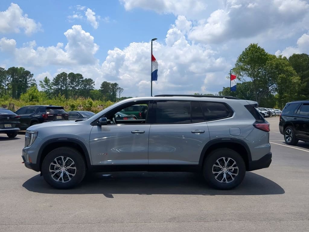 2026 GMC Acadia AT4 - Photo 6