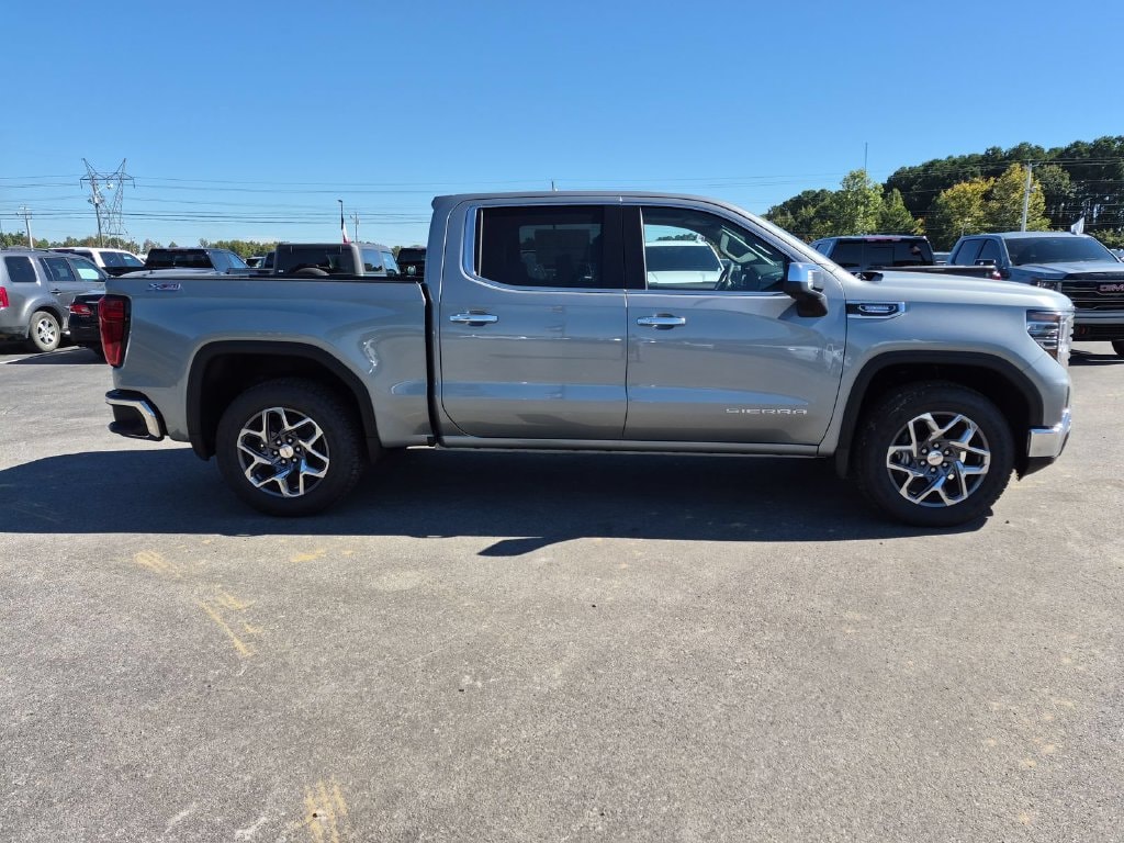New 2026 GMC Sierra 1500 SLT Truck — photo 2 of 4
