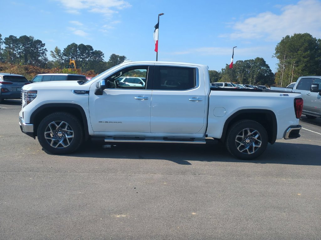 2026 GMC Sierra 1500 SLT - Photo 6