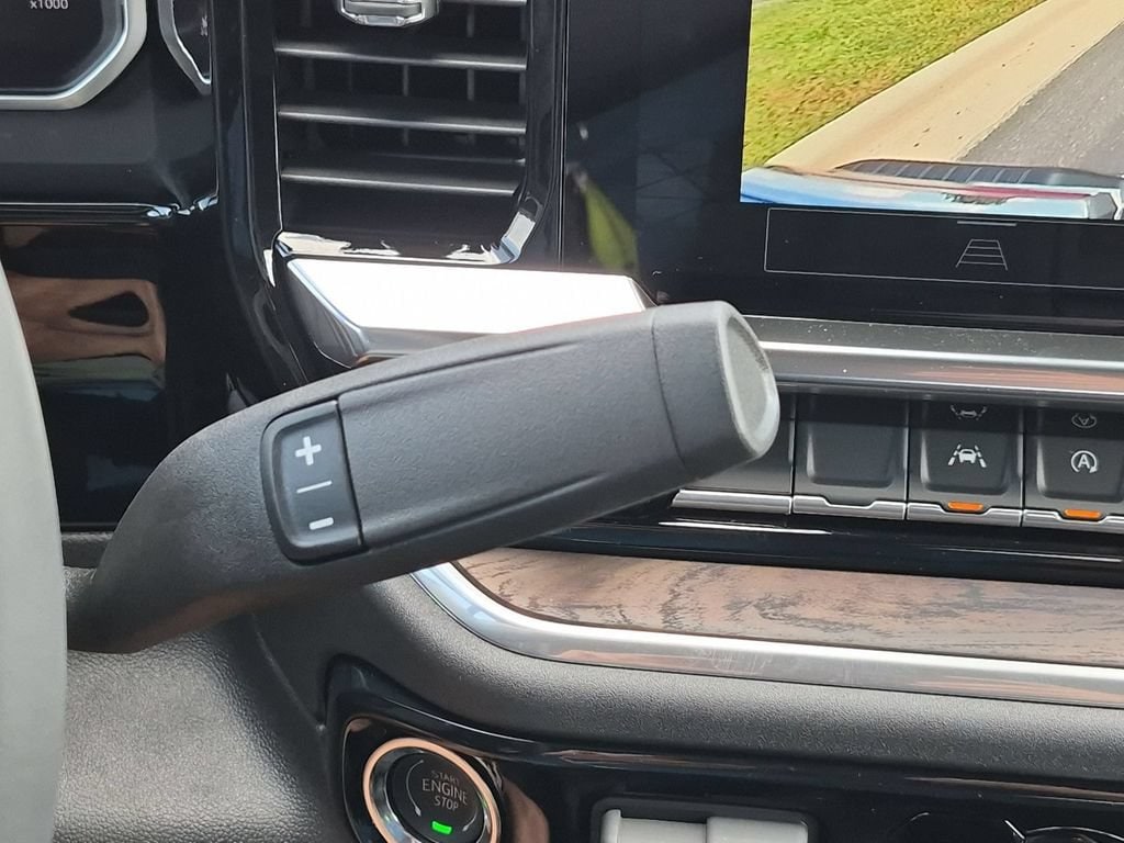 2026 GMC Sierra 1500 SLT - Photo 15