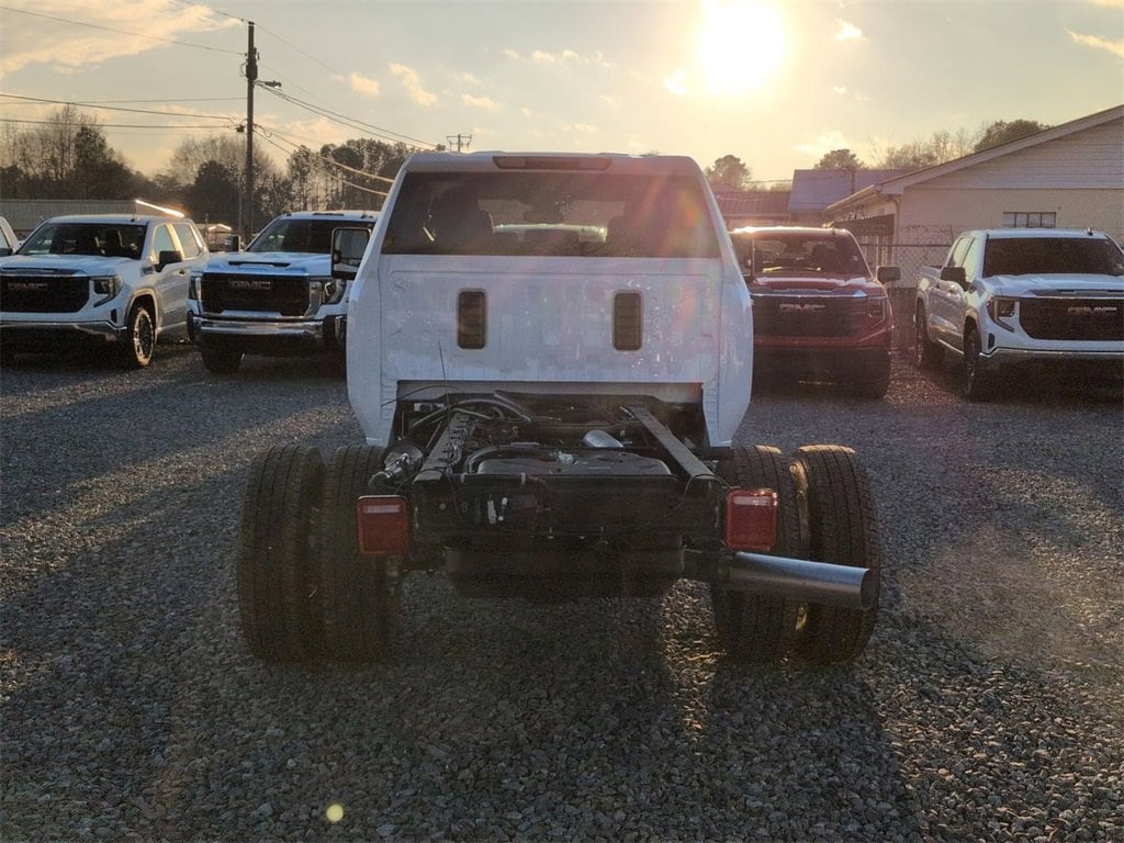 New 2026 GMC Sierra 3500 HD Chassis Cab Pro Truck