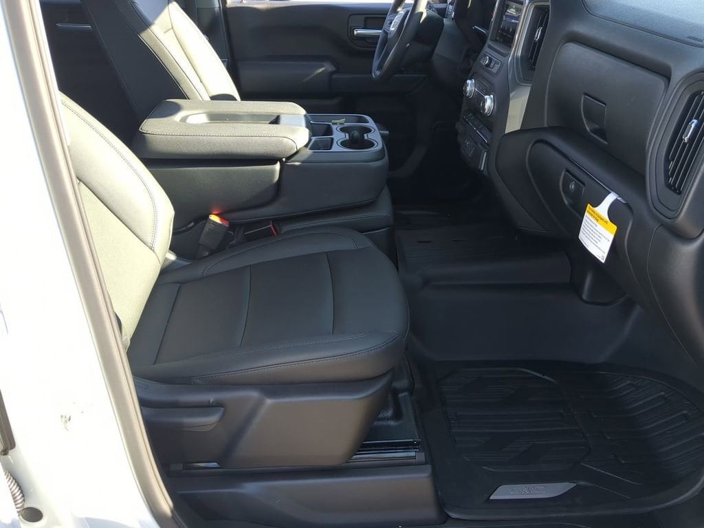 2026 GMC Sierra 3500 Chassis Cab Pro - Photo 24