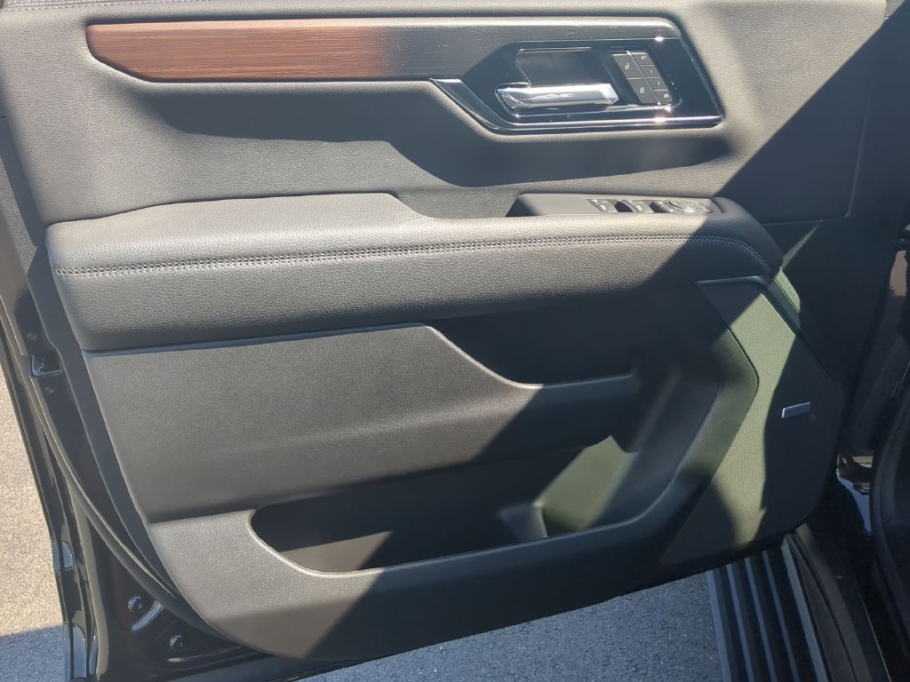 2026 GMC Yukon XL Denali - Photo 22