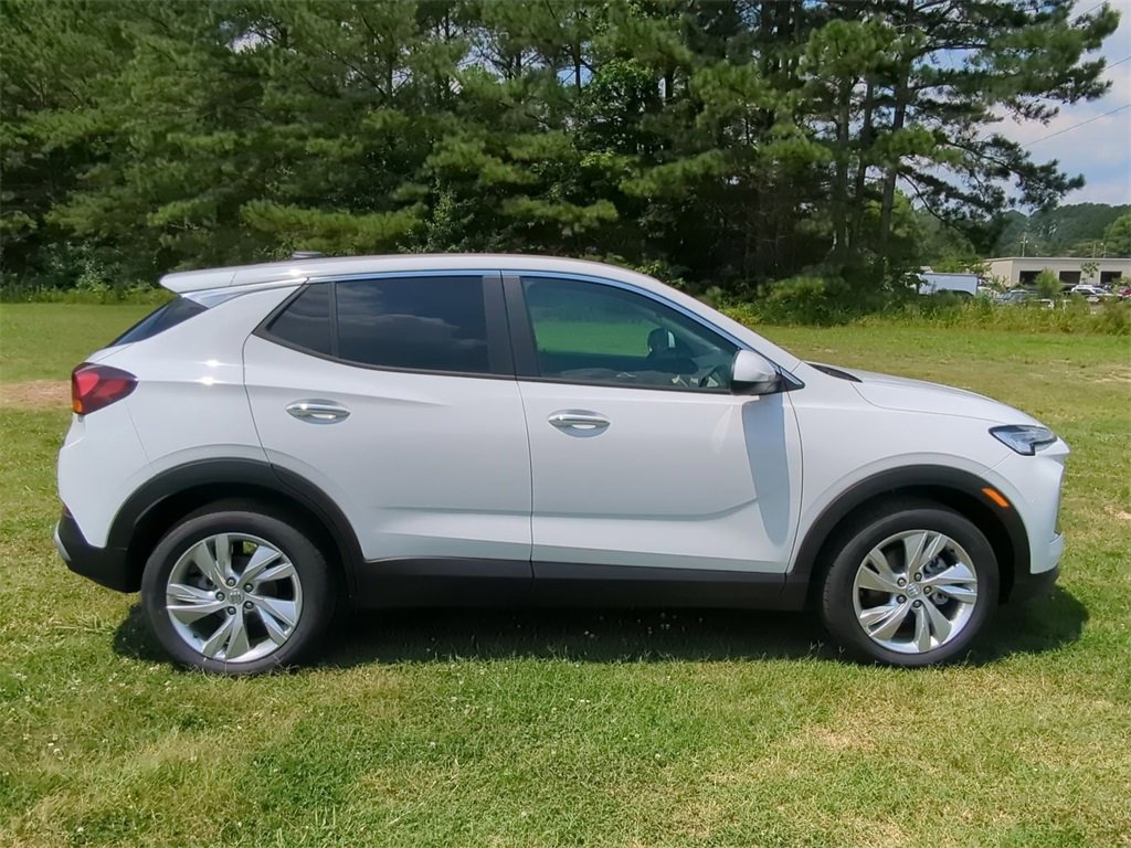 2026 Buick Encore GX Preferred photo 2
