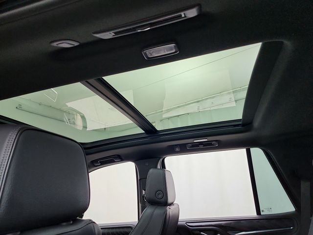 2023 GMC Yukon Denali - Photo 22