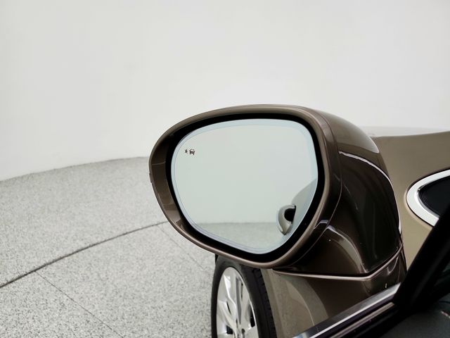 2017 Buick Envision Essence - Photo 22