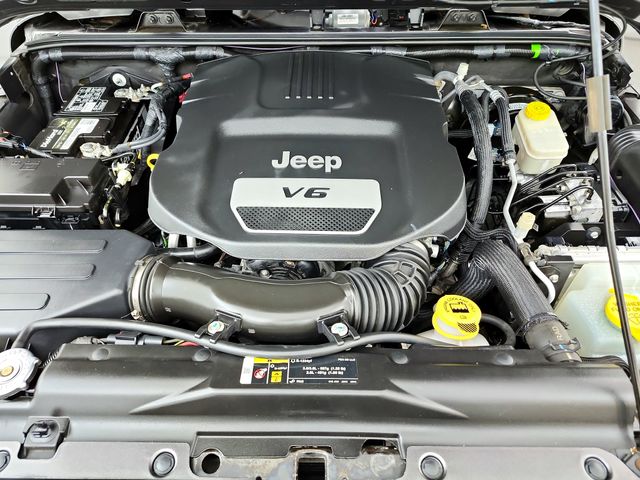 2017 Jeep Wrangler Unlimited Sahara - Photo 27