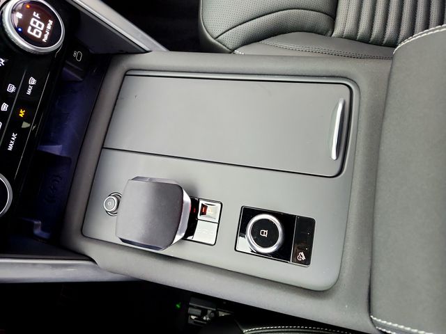 2025 Land Rover Discovery Dynamic SE - Photo 26