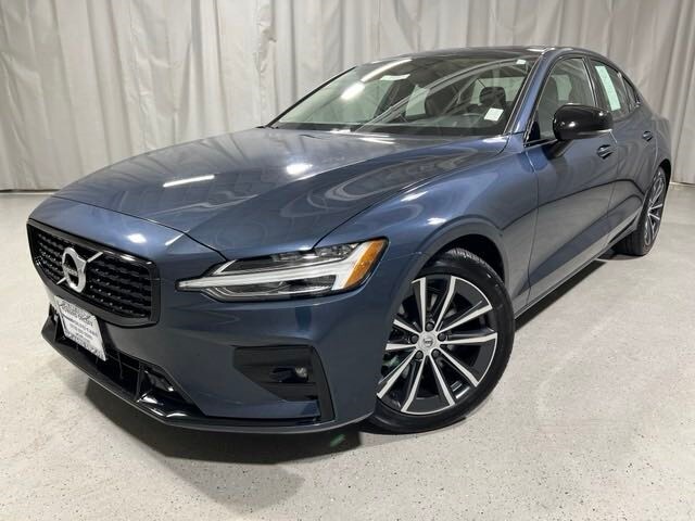 Featured used 2021 Volvo S60 T5 Momentum Sedan for sale in Chicago, IL