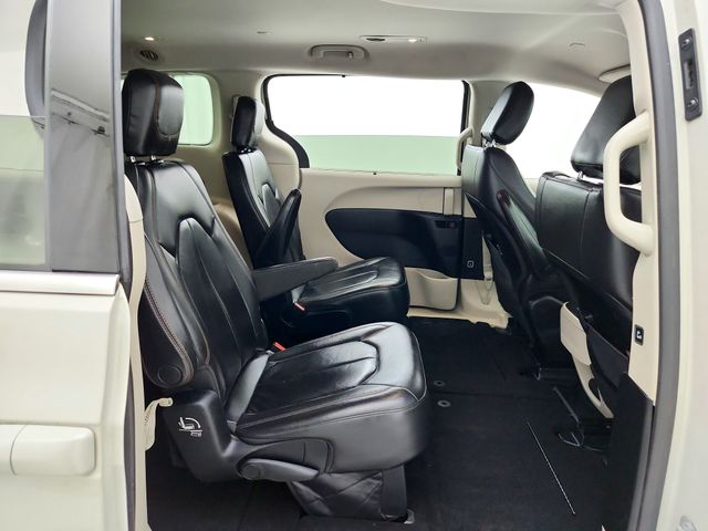2017 Chrysler Pacifica Touring-L - Photo 23
