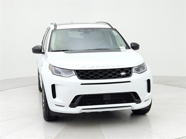 2024 Land Rover Discovery Sport S photo 2