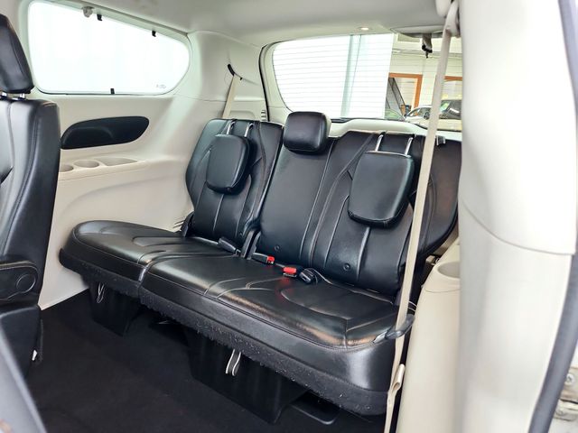 2017 Chrysler Pacifica Touring-L - Photo 32