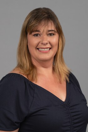 Staff member Vikki Klemundt from ID_1bc6486263ec