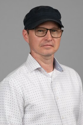 Staff member Pawel Lukasiewicz from ID_12cf195c91b5