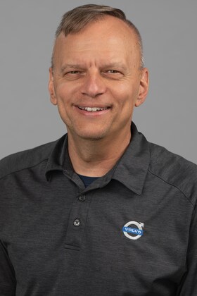 Staff member Randy Day from ID_976ea9c60482